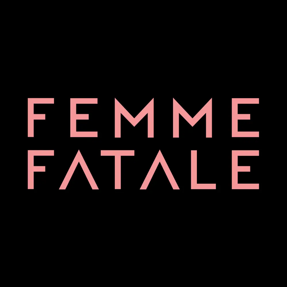 (c) Femme-fatale.gr